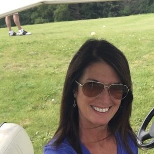 Meet your Posher, Deb